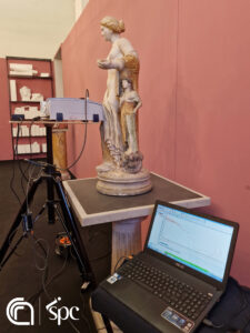 External Reflection Fourier-transform Infrared spectroscopy (ER-FTIR) on Lovatelli Venus, © ISPC-CNR, courtesy of MANN